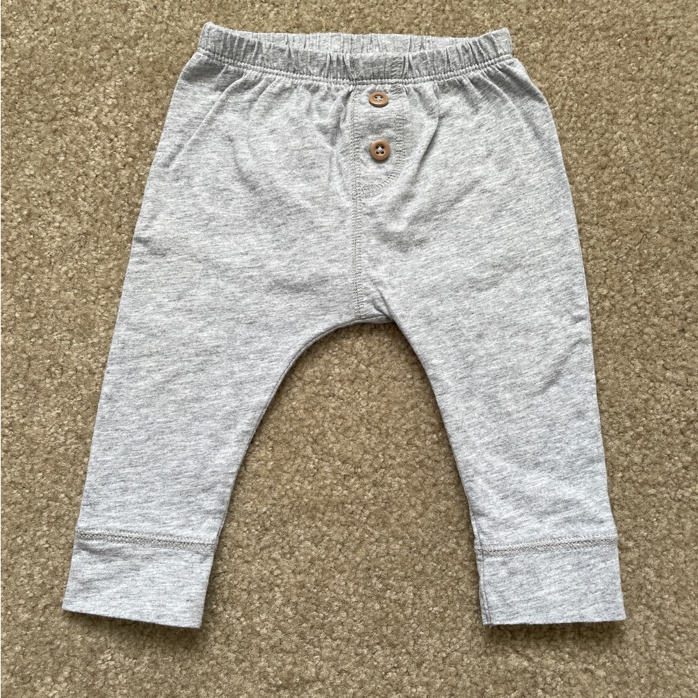 Carter’s Lightweight Casual Pants 6 Months